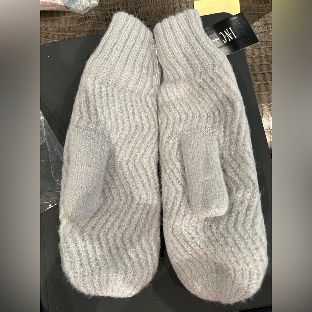INC Macy's Women’s Mittens New With Tags in Bags - Grey